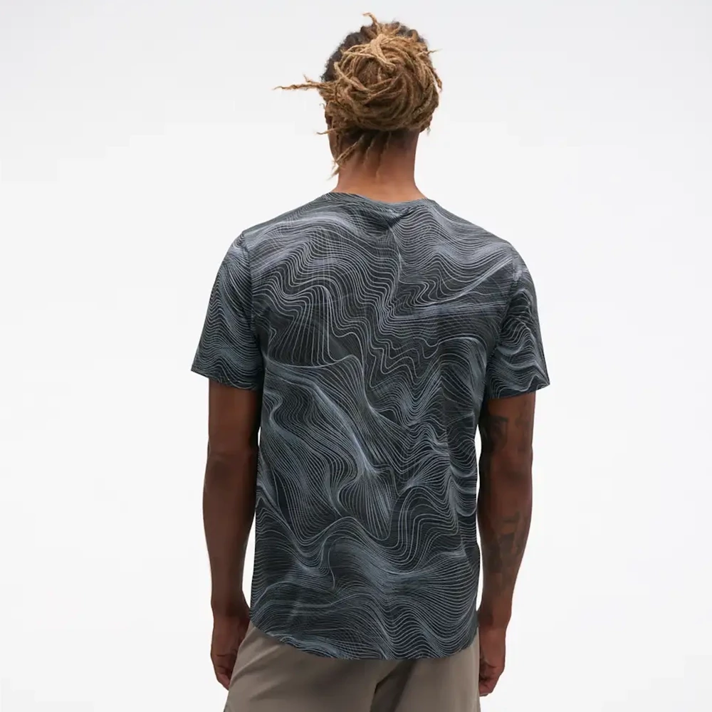 Hoka Men's EveryRun Short Sleeve Shirt - Black / White Prt - Image 2